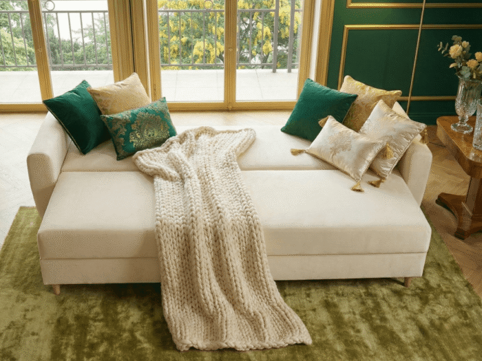 Rozłożona do spania Beżowa Sofa Rozkładana 242 CM PRESTON