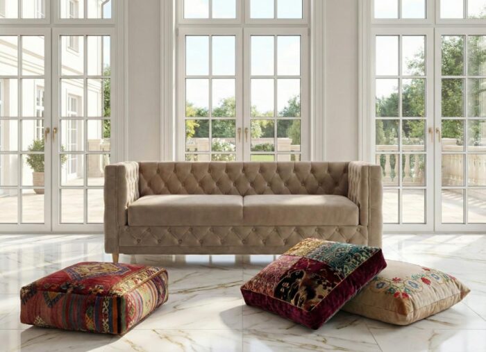 Duży przestronny salon z sofą chesterfield Aspen